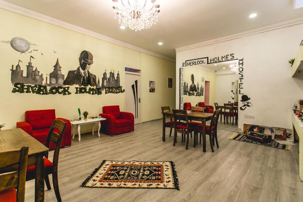 Sherlock Holmes Hostel Baku Exterior photo